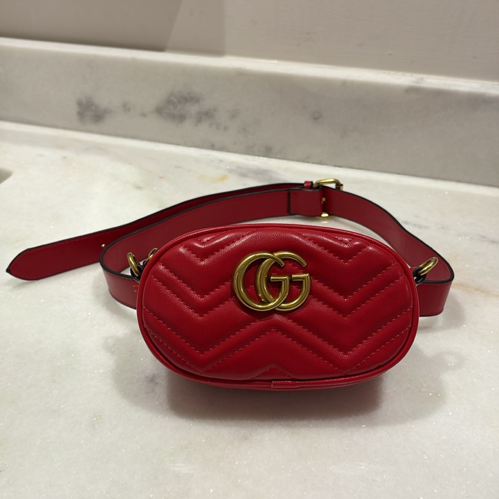 Gucci Red Quilted Belt Bag with Gold Logo (Serious Inquiries Message Me!) - Picture 5 of 6